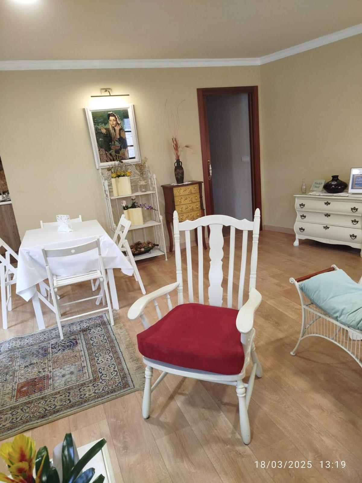 O Apartamento Do Xanza, Ideal Para Parejas Adaptado Movilidad Reducida Meis Luaran gambar